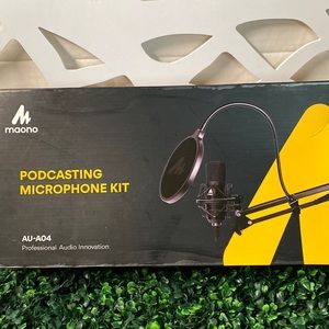 MAONO podcasting microphone kit